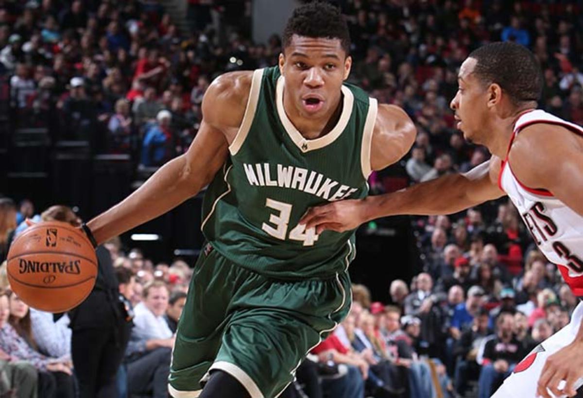 giannis-surge.jpg